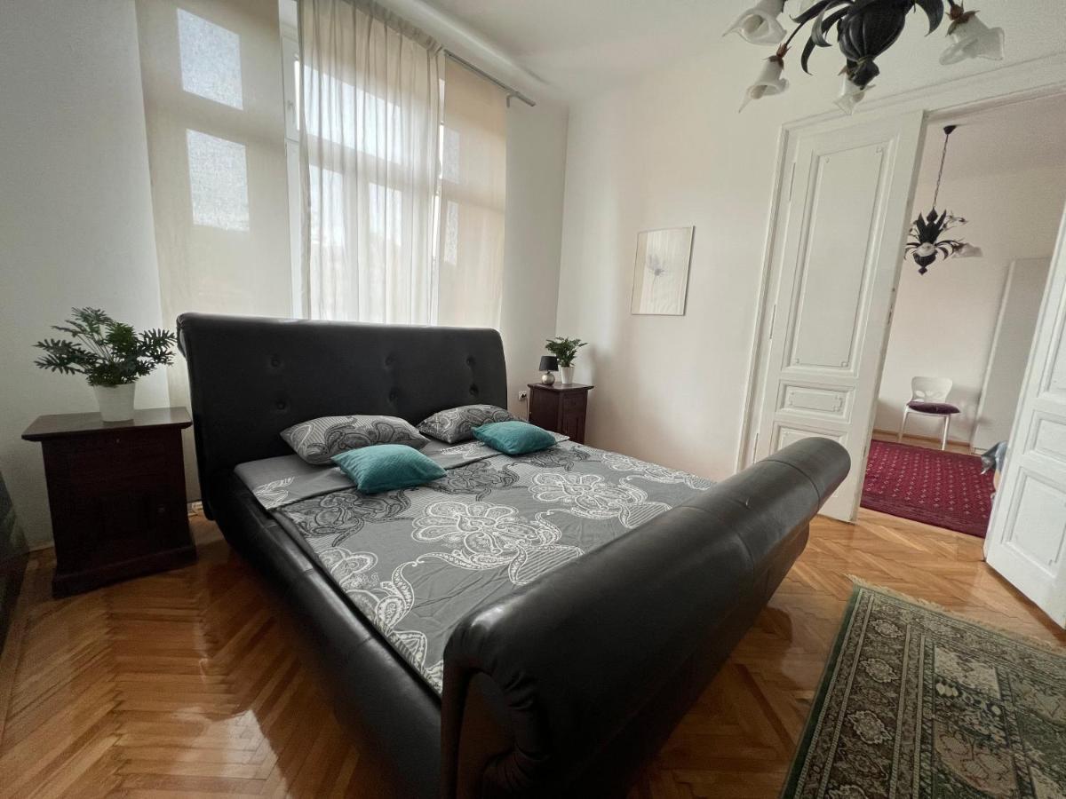 Apartman Happy Apartment Sarajevo Ngoại thất bức ảnh