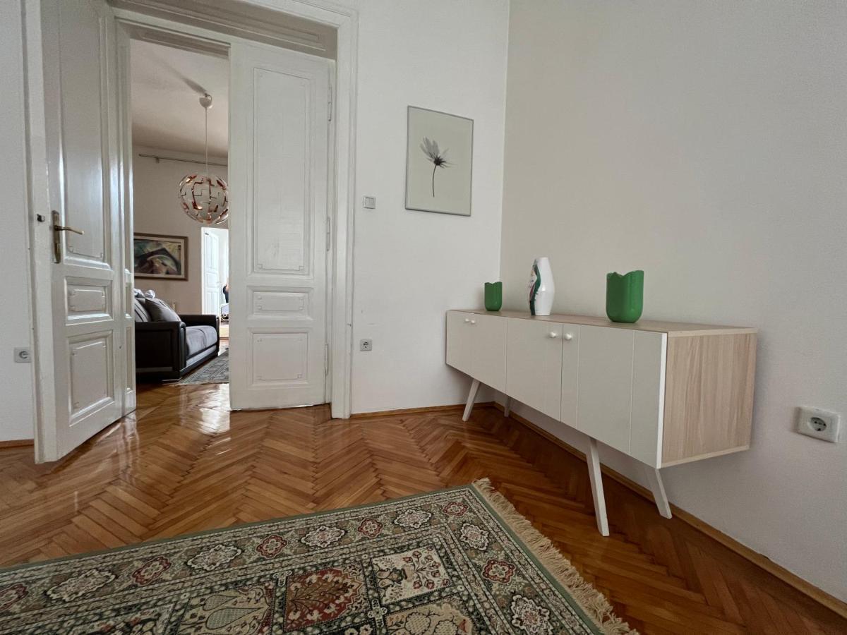 Apartman Happy Apartment Sarajevo Ngoại thất bức ảnh
